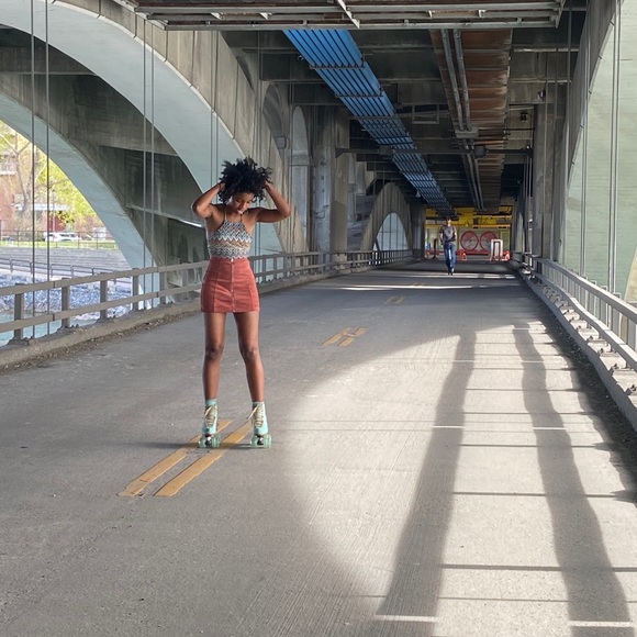 Suede skirt - Picture 2 of 6